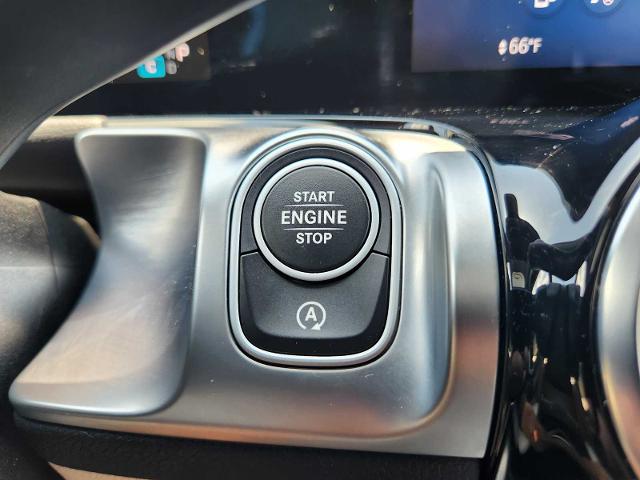 2025 Mercedes-Benz GLB Vehicle Photo in HOUSTON, TX 77079