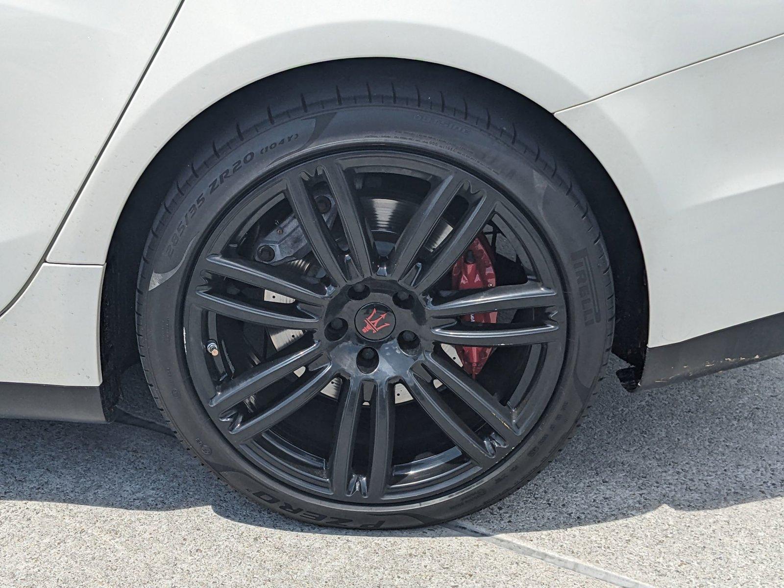 2017 Maserati Ghibli Vehicle Photo in MIAMI, FL 33172-3015