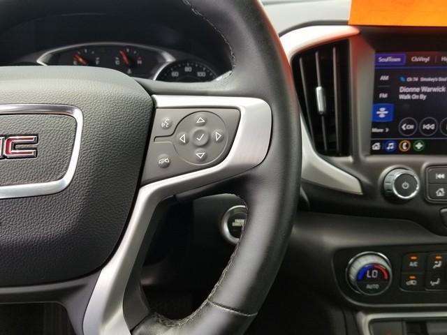 2024 GMC Terrain Vehicle Photo in ELYRIA, OH 44035-6349