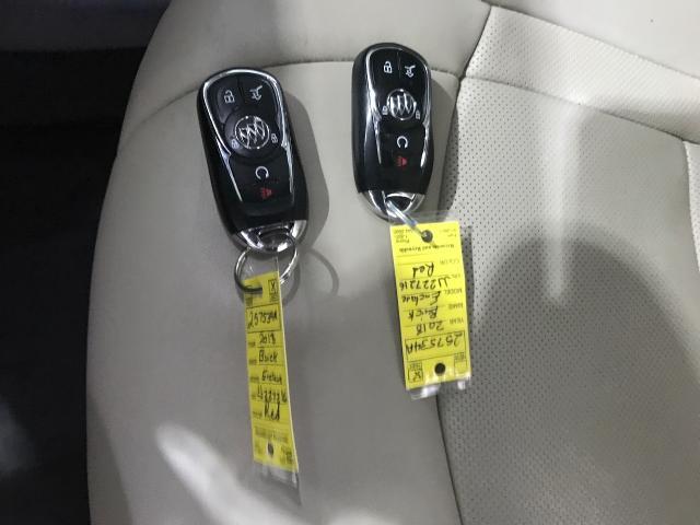 2018 Buick Enclave Vehicle Photo in GREEN BAY, WI 54303-3330