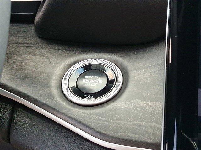 2024 Jeep Grand Cherokee Vehicle Photo in Willow Grove, PA 19090