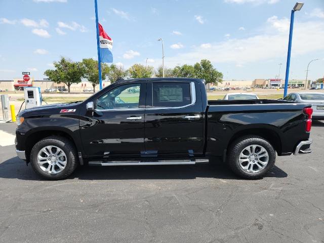 2024 Chevrolet Silverado 1500 Vehicle Photo in HAYS, KS 67601-1994