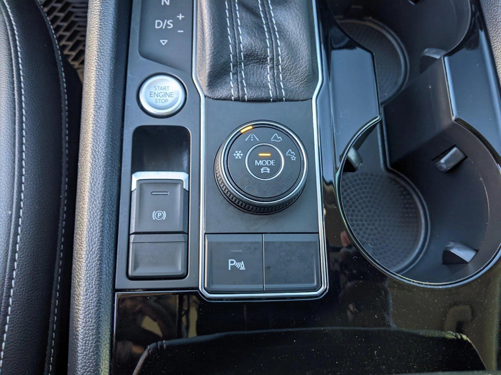 2022 Volkswagen Atlas Vehicle Photo in AUSTIN, TX 78759-4154