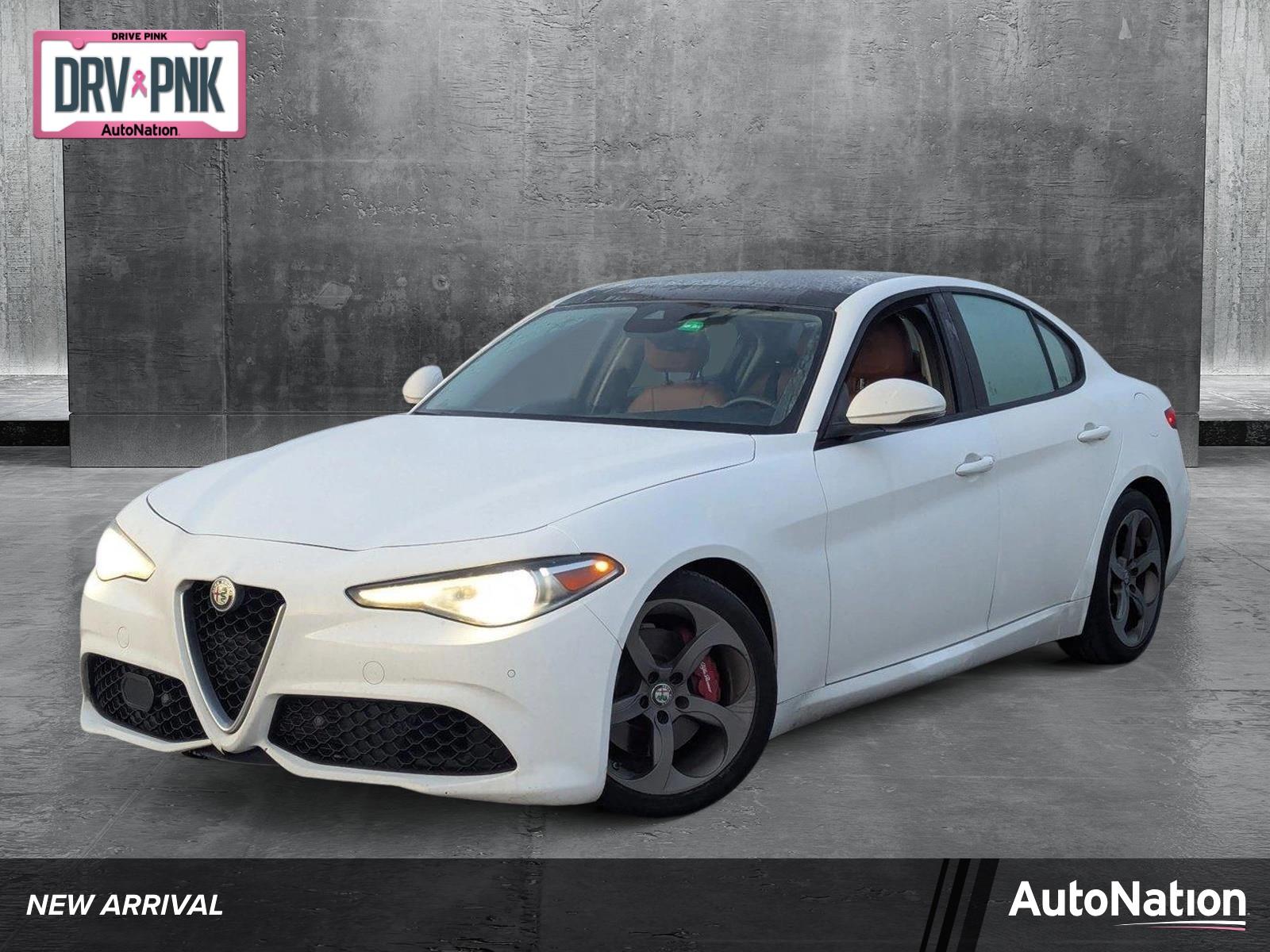 2018 Alfa Romeo Giulia Vehicle Photo in Miami, FL 33015