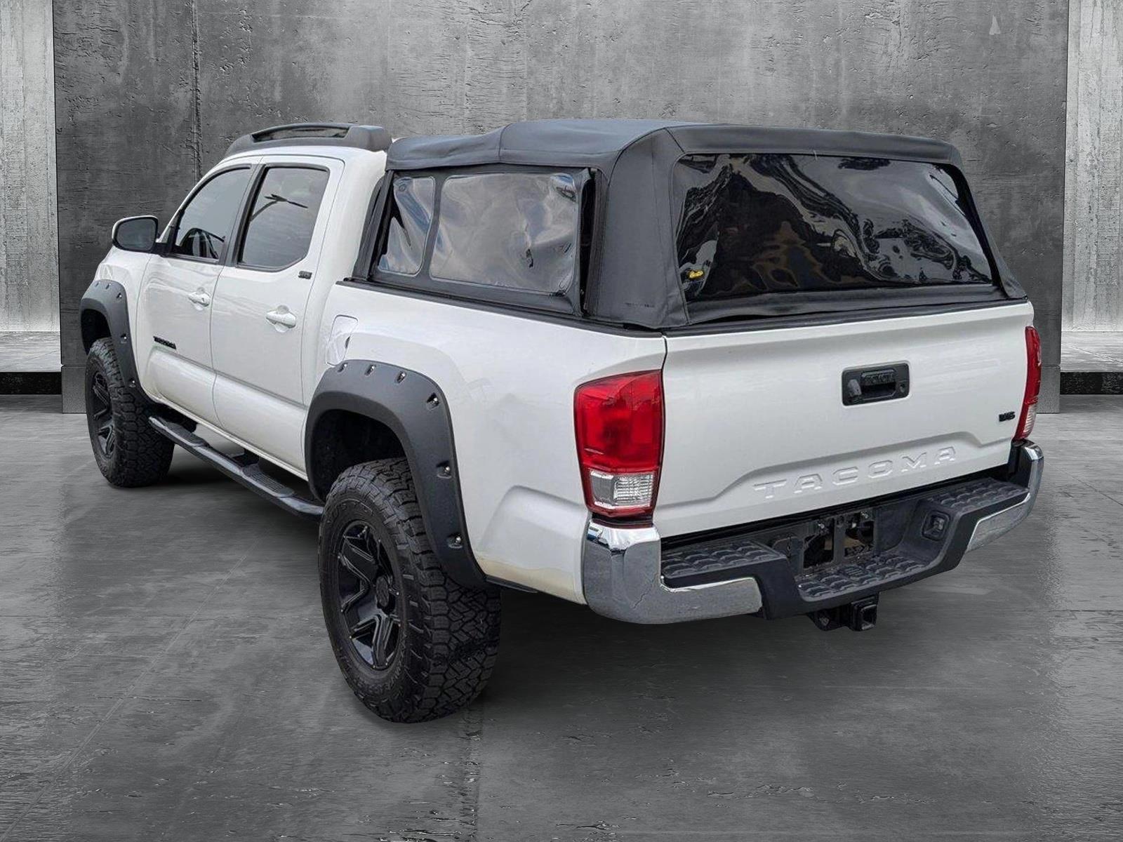 2017 Toyota Tacoma Vehicle Photo in Panama City, FL 32401