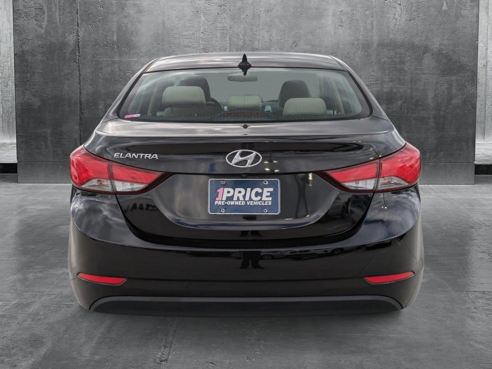 2014 Hyundai Elantra Vehicle Photo in TIMONIUM, MD 21093-2300