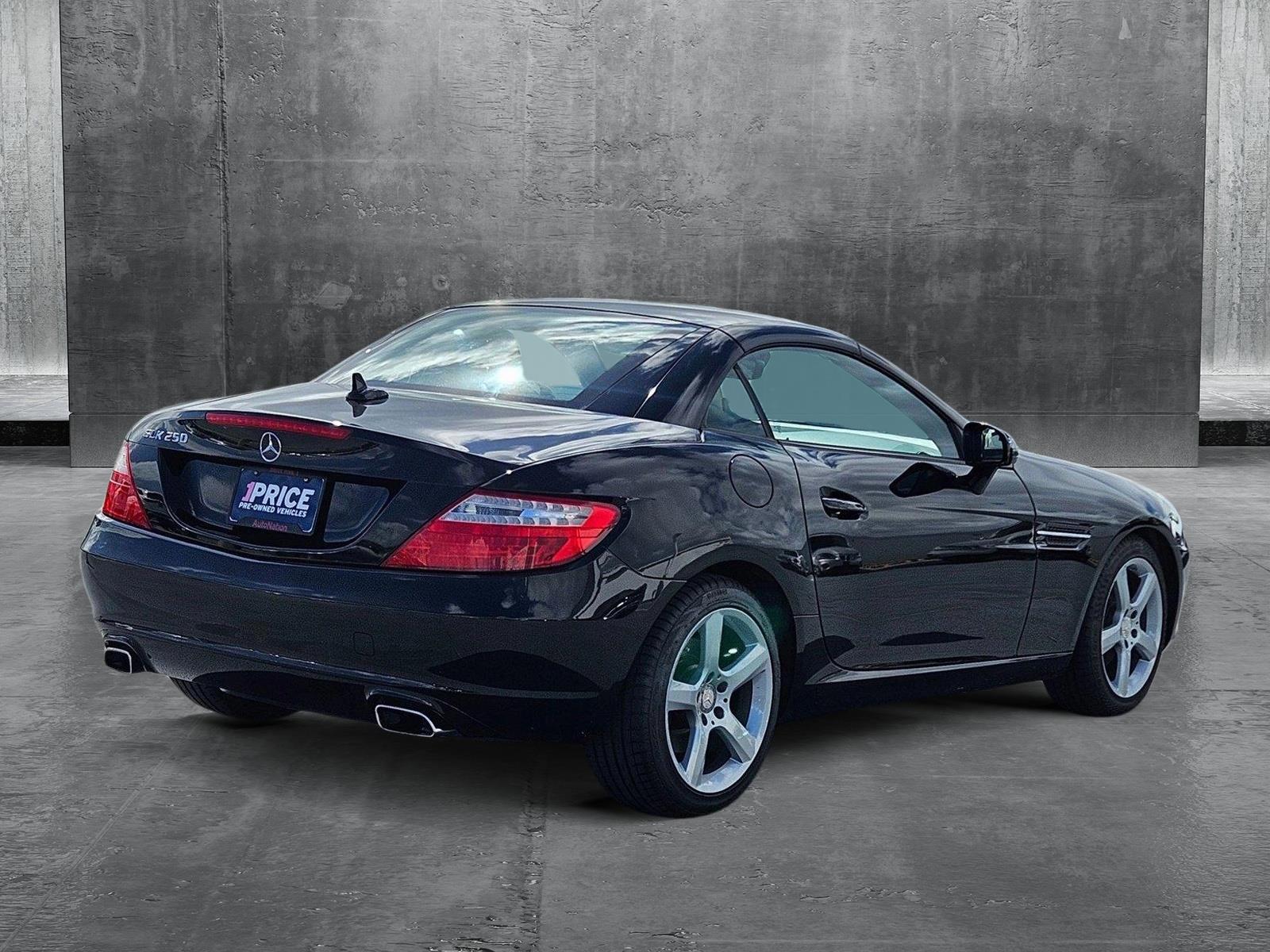 2015 Mercedes-Benz SLK-Class Vehicle Photo in Fort Lauderdale, FL 33316