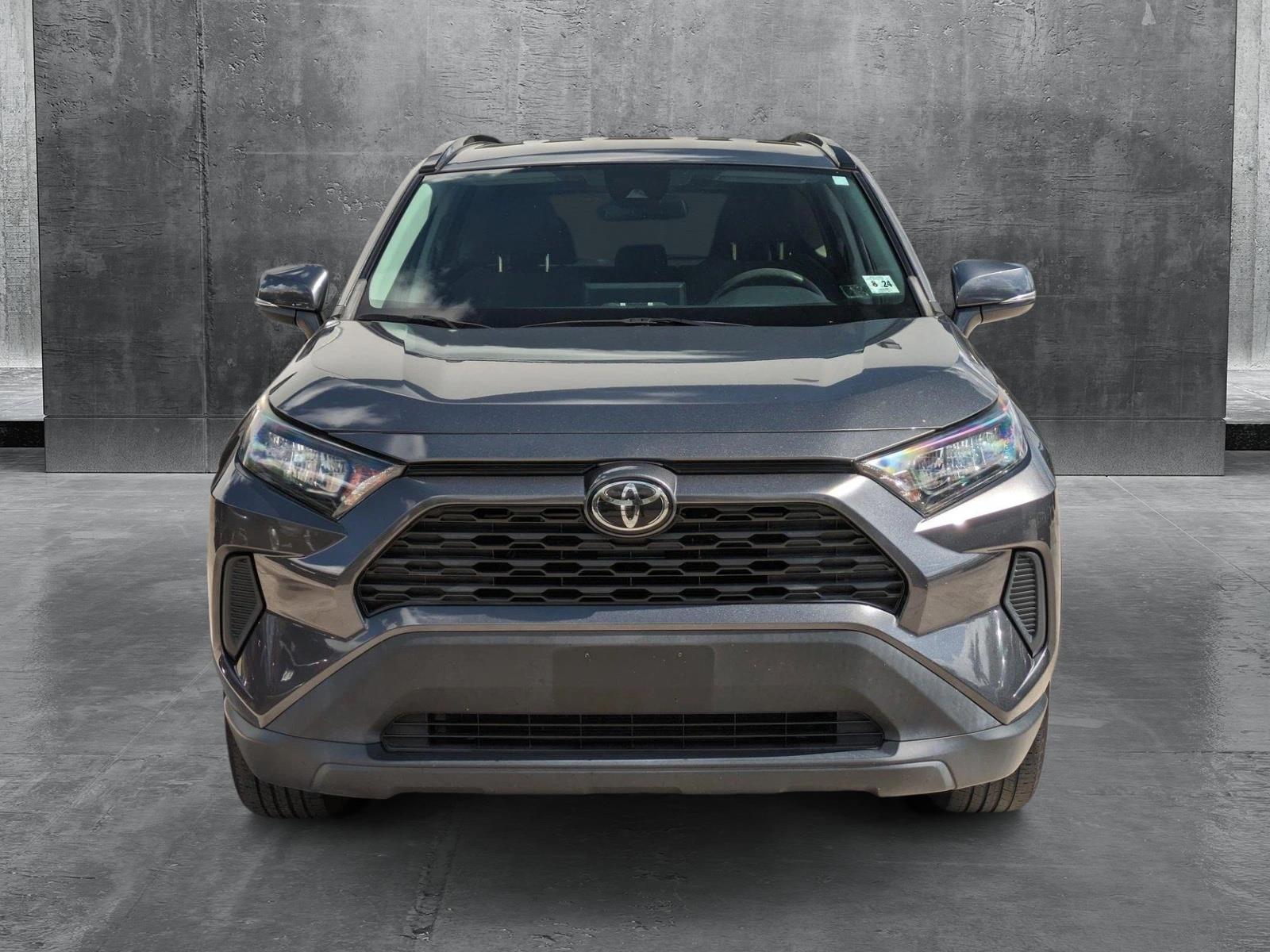 2019 Toyota RAV4 Vehicle Photo in Pembroke Pines , FL 33027