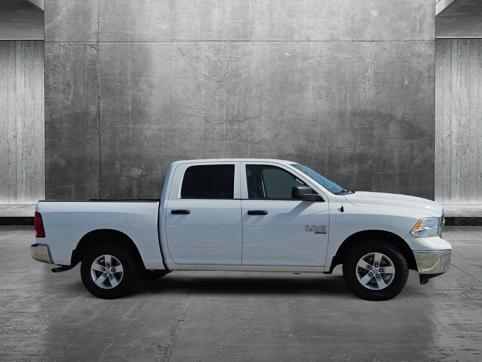 2022 Ram 1500 Classic Vehicle Photo in CORPUS CHRISTI, TX 78416-1100