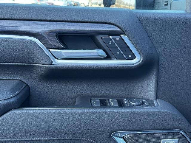 2025 Chevrolet Silverado 3500 HD Vehicle Photo in GARDNER, MA 01440-3110