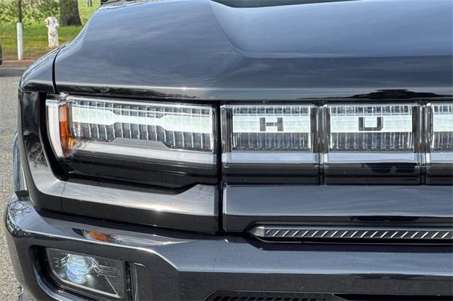 2024 GMC HUMMER EV Pickup Vehicle Photo in ELK GROVE, CA 95757-8703