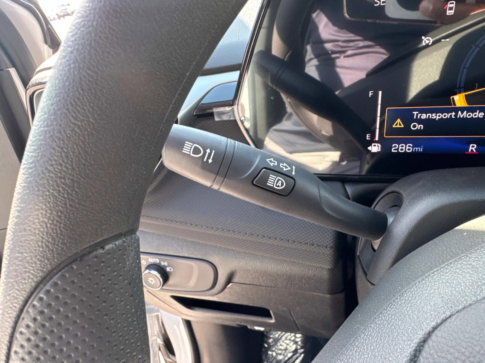 2025 Chevrolet Trailblazer Vehicle Photo in LOS ANGELES, CA 90007-3794