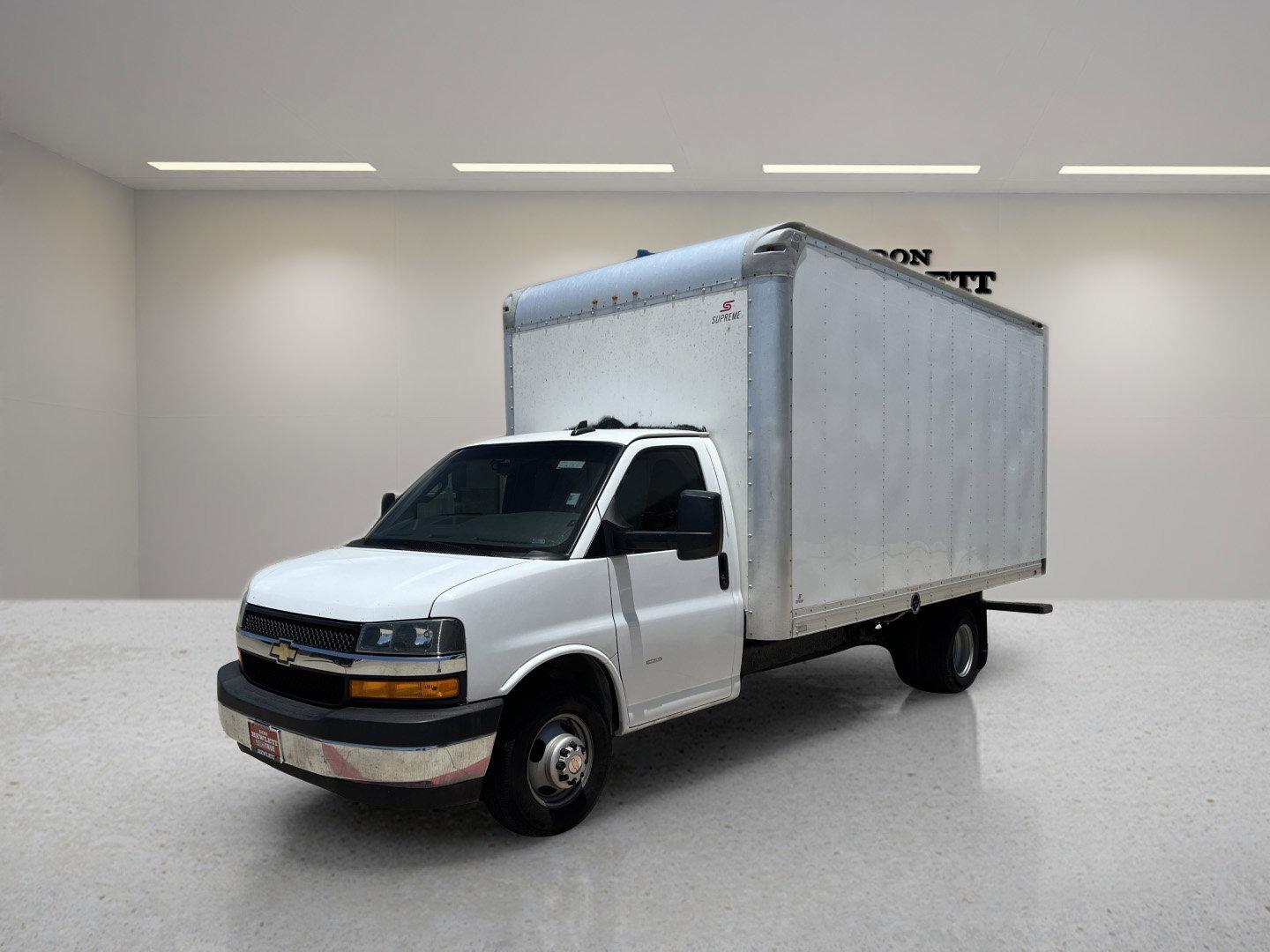 2021 Chevrolet Express Cutaway 3500 Vehicle Photo in GEORGETOWN, TX 78626-7508