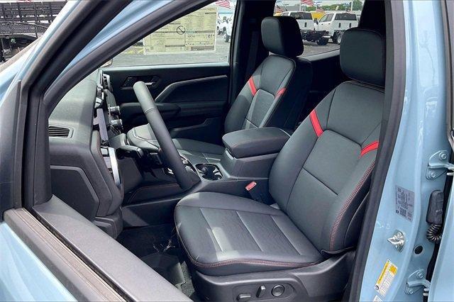 2025 Chevrolet Colorado Vehicle Photo in INDEPENDENCE, MO 64055-1314