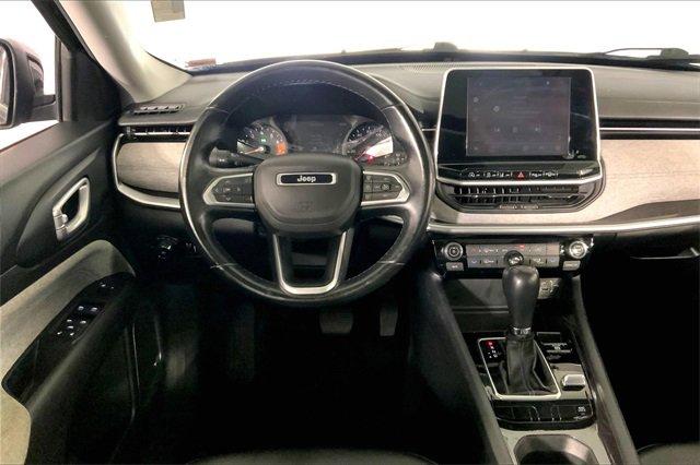2022 Jeep Compass Vehicle Photo in KANSAS CITY, MO 64114-4502