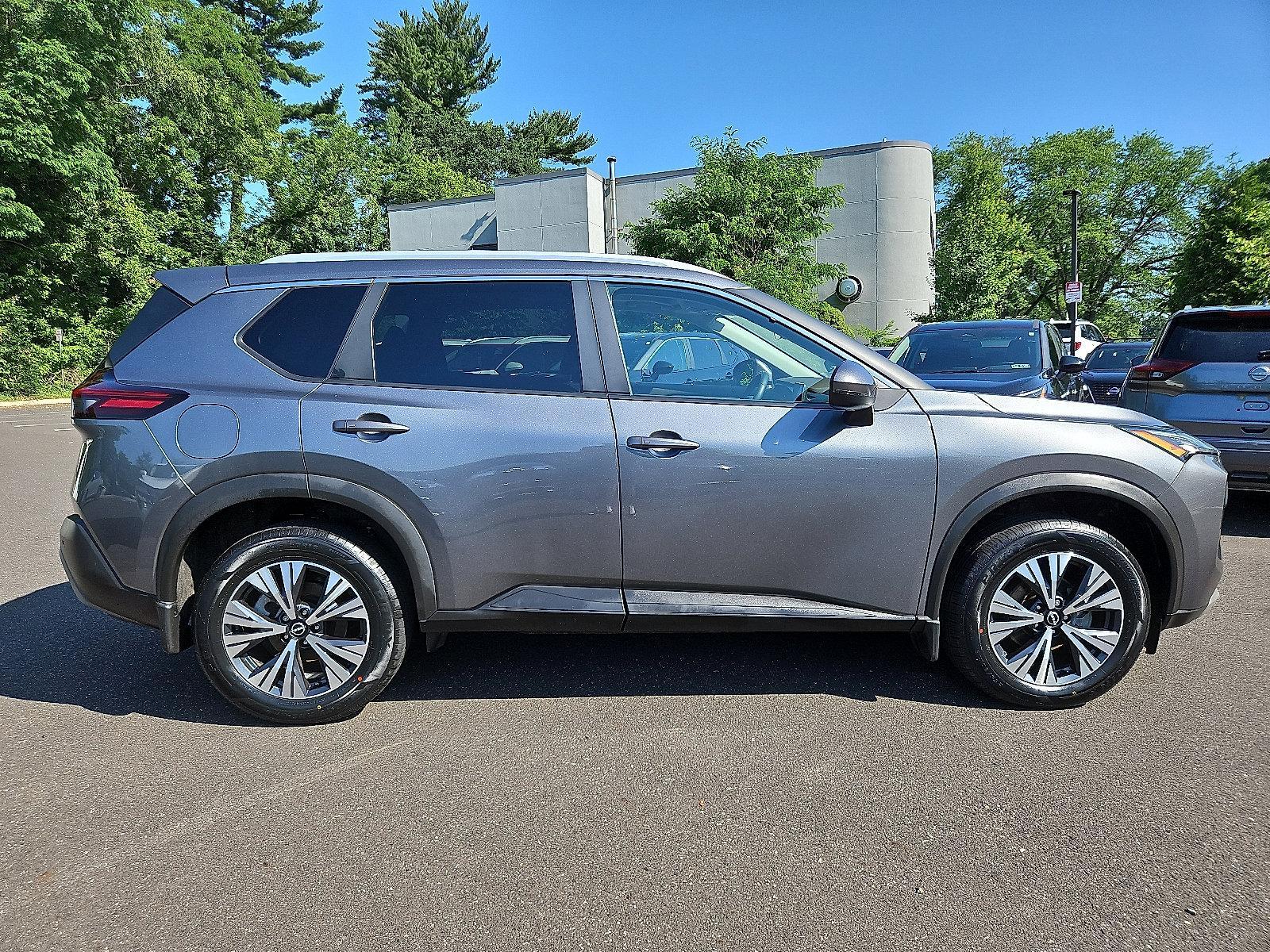 2022 Nissan Rogue Vehicle Photo in Jenkintown, PA 19046