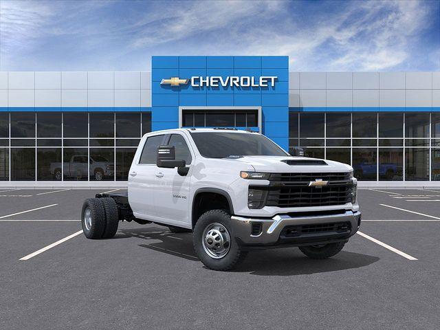 2025 Chevrolet Silverado 3500 HD Chassis Cab Vehicle Photo in PAWLING, NY 12564-3219