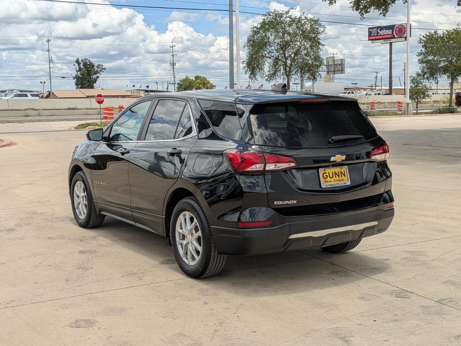 2022 Chevrolet Equinox Vehicle Photo in SELMA, TX 78154-1460