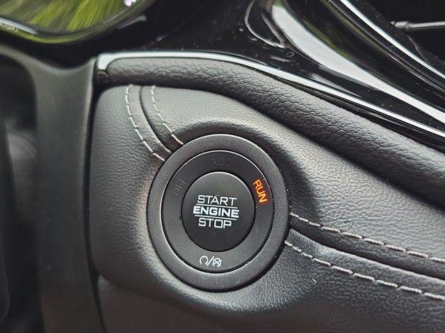 2021 Dodge Durango Vehicle Photo in Pleasant Hills, PA 15236