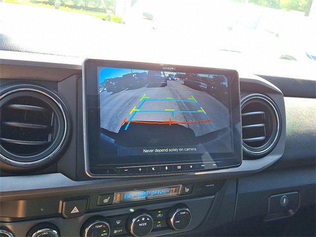 2019 Toyota Tacoma 4WD Vehicle Photo in Willow Grove, PA 19090