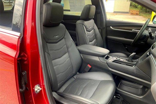 2024 Cadillac XT5 Vehicle Photo in KANSAS CITY, MO 64114-4545