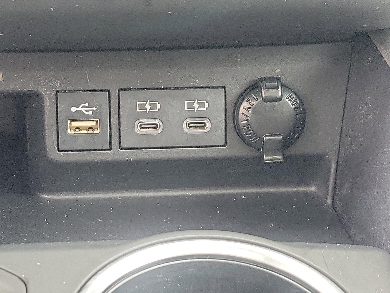 2023 Toyota Highlander Vehicle Photo in Trevose, PA 19053
