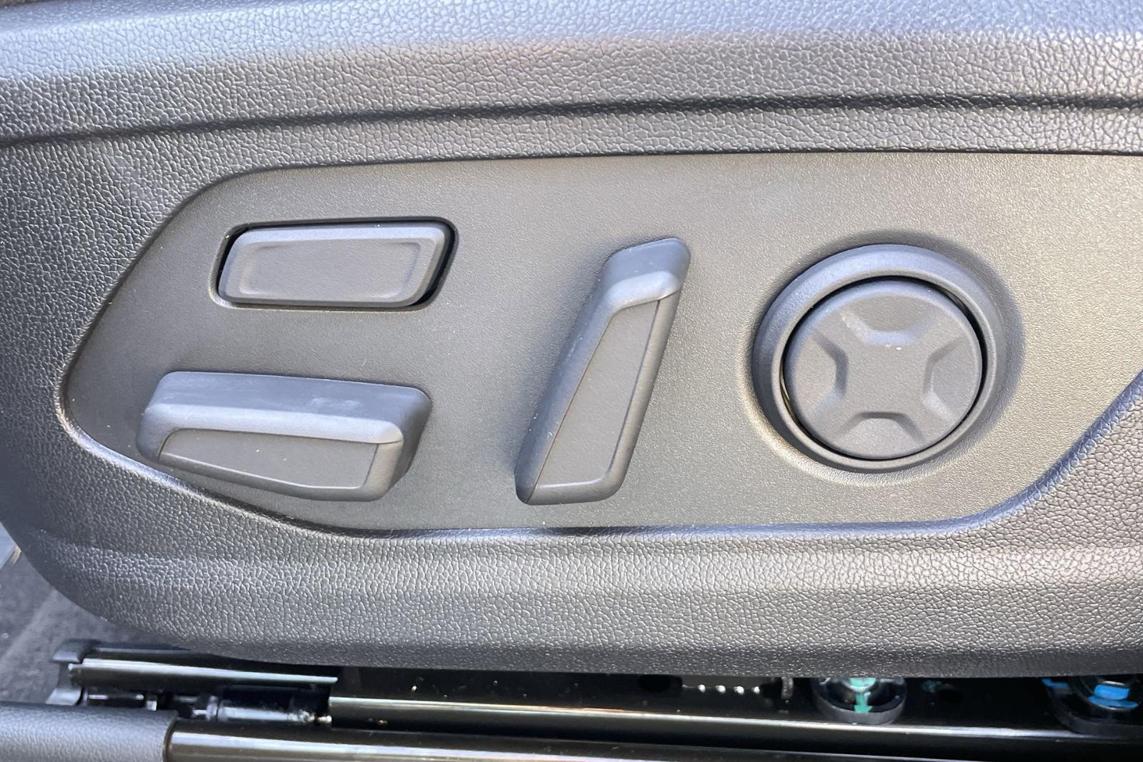 2025 Kia Sorento Vehicle Photo in Belle Vernon, PA 15012