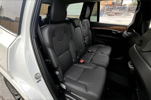 2025 Volvo XC90 Vehicle Photo in Houston, TX 77007