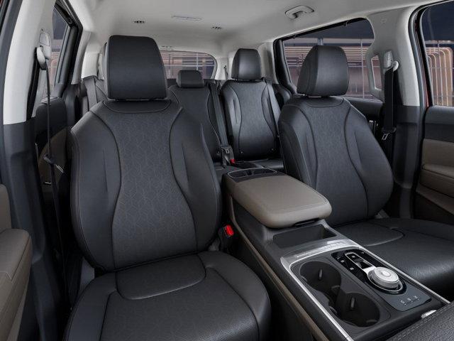 2025 Kia Carnival Hybrid Vehicle Photo in Westbrook, ME 04092
