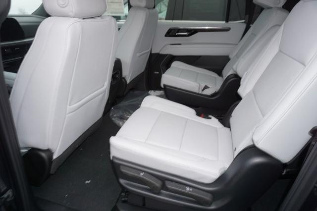 2025 Chevrolet Suburban Vehicle Photo in FAIRMONT, WV 26554-2318