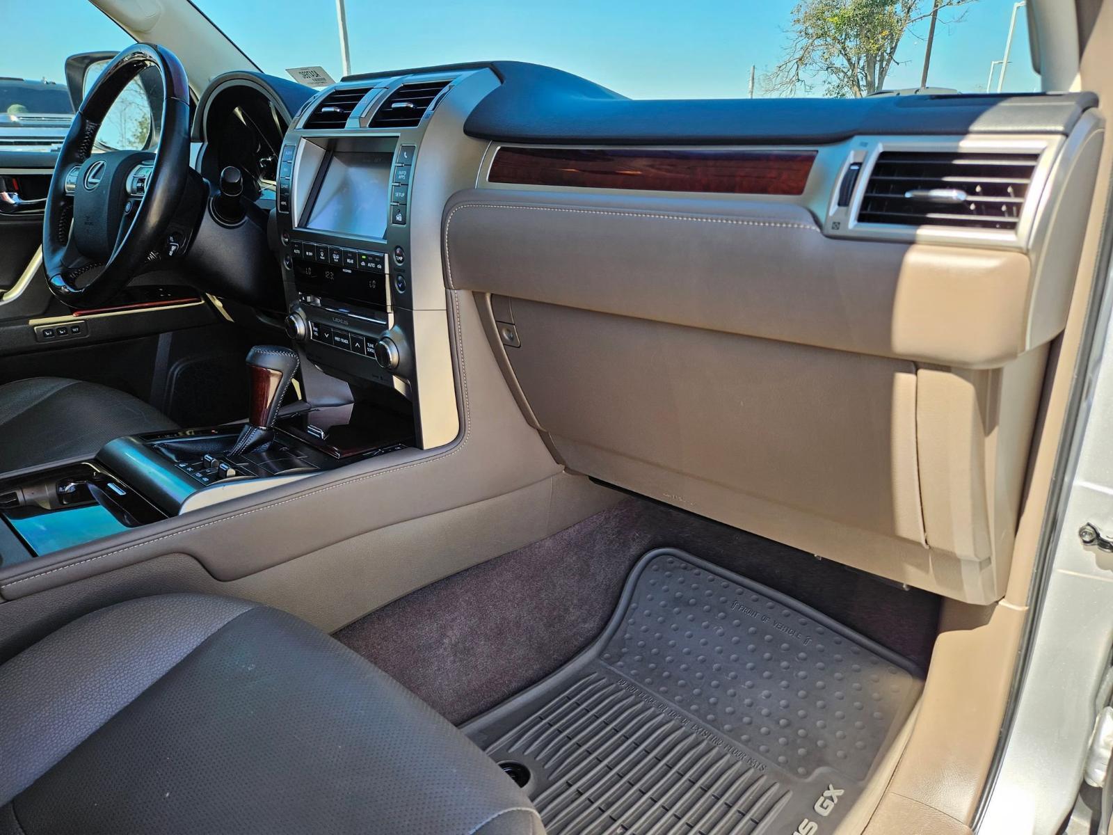 2017 Lexus GX 460 Vehicle Photo in Seguin, TX 78155