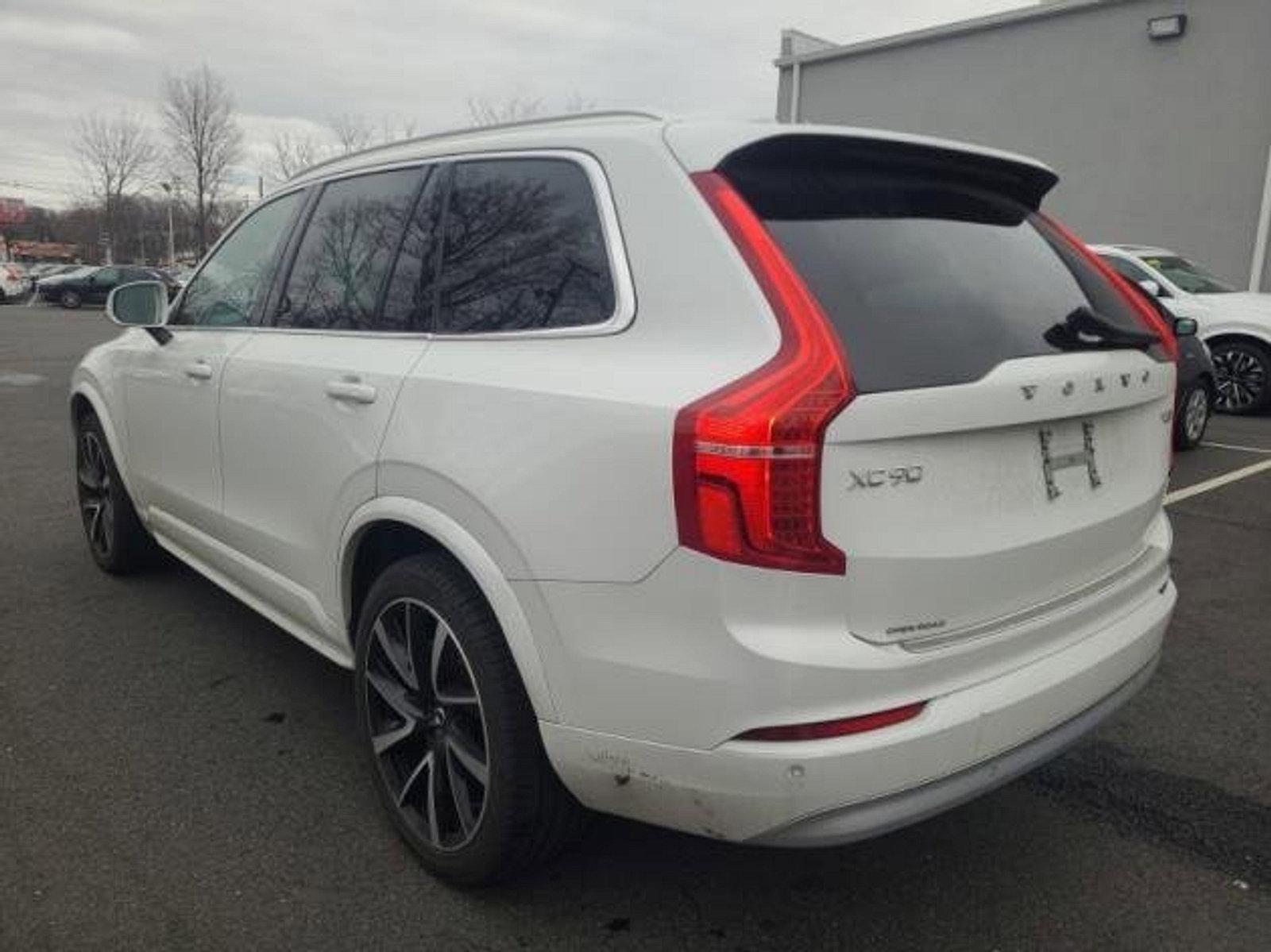 2022 Volvo XC90 Vehicle Photo in Trevose, PA 19053