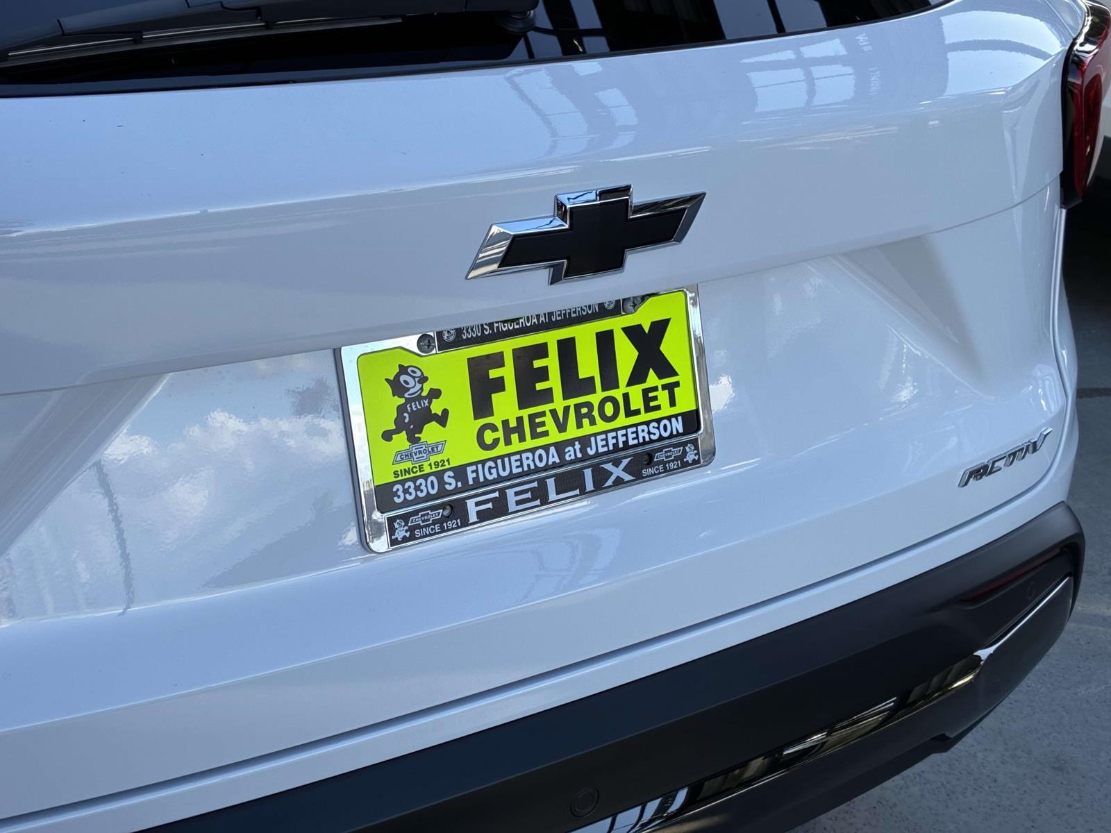 2025 Chevrolet Trax Vehicle Photo in LOS ANGELES, CA 90007-3794