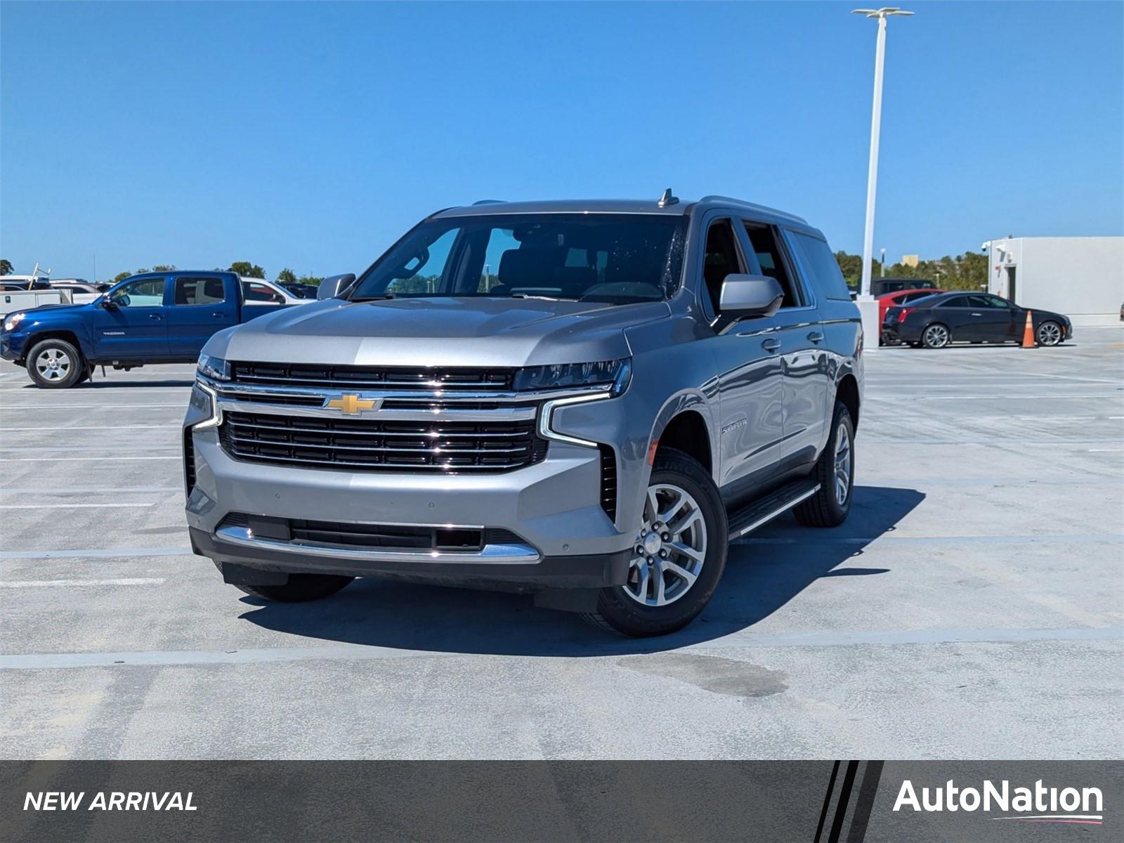 2023 Chevrolet Suburban Vehicle Photo in Ft. Myers, FL 33907