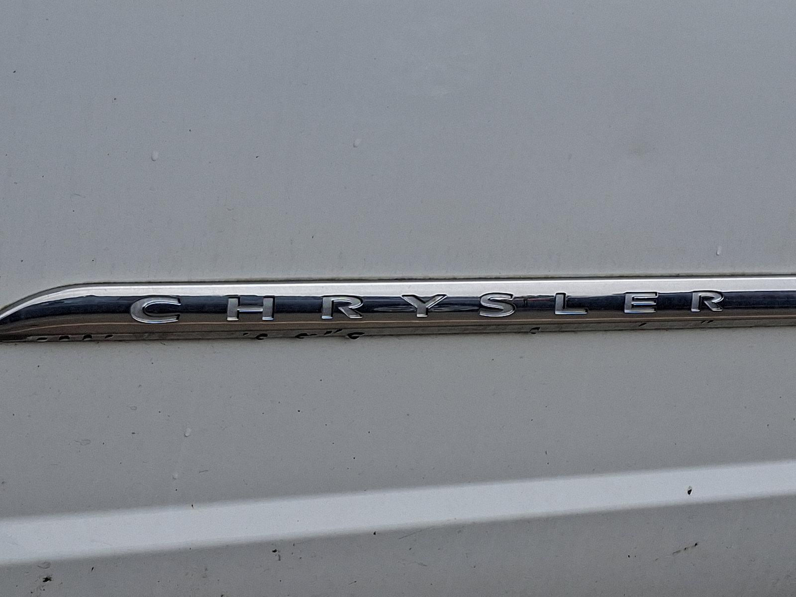 2014 Chrysler Town & Country Vehicle Photo in BETHLEHEM, PA 18017