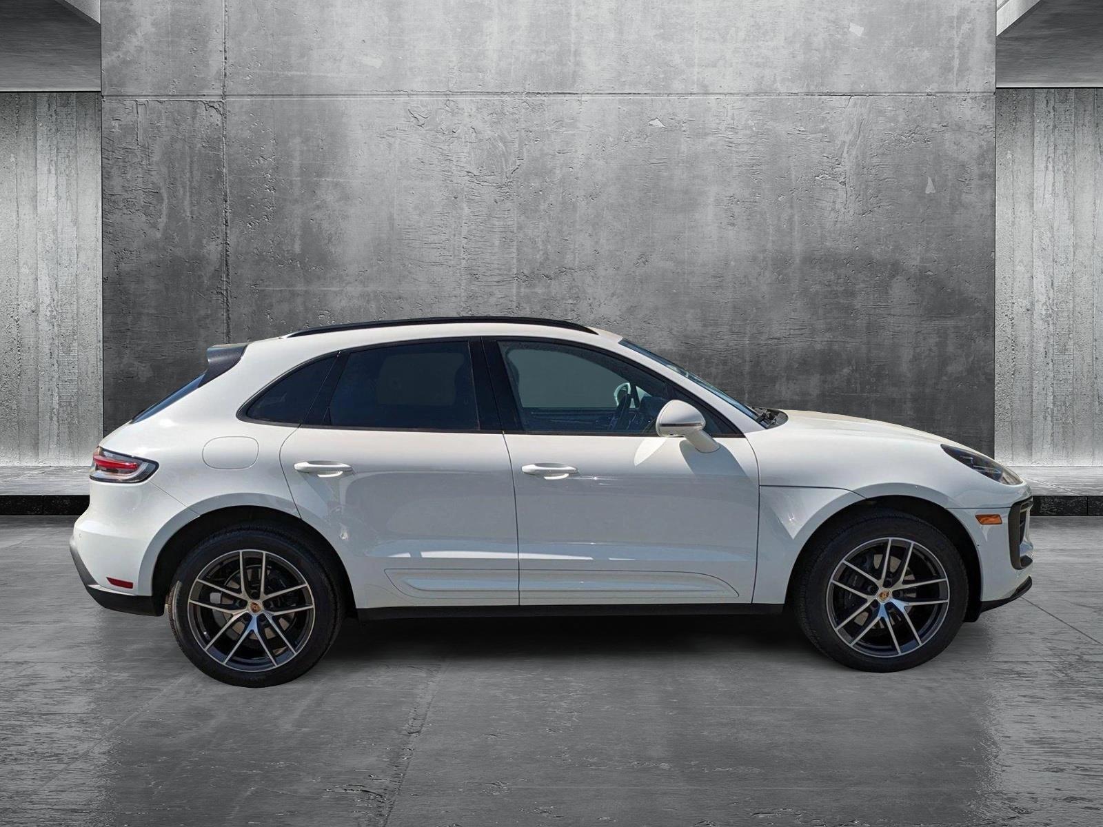 2022 Porsche Macan Vehicle Photo in Bethesda, MD 20852