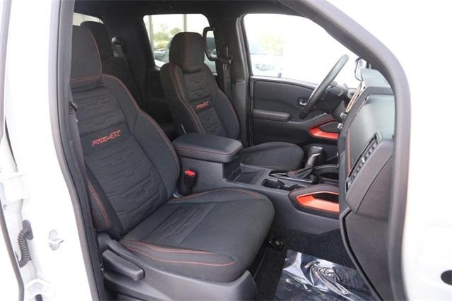 2024 Nissan Frontier Vehicle Photo in Hazelwood, MO 63042