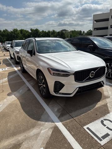 2025 Volvo XC60 Vehicle Photo in Houston, TX 77007