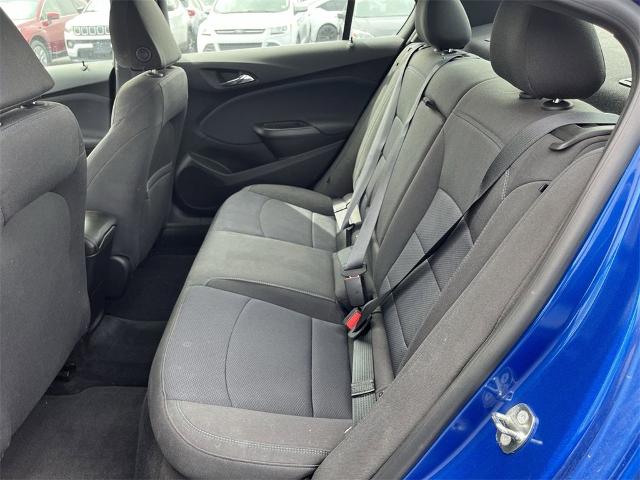 2018 Chevrolet Cruze Vehicle Photo in TULLY, NY 13159-3159