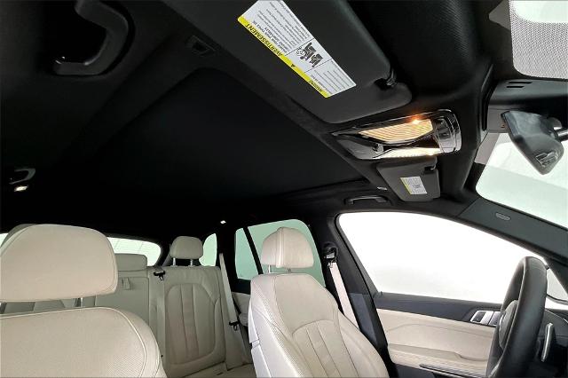 2022 BMW X5 xDrive40i Vehicle Photo in Grapevine, TX 76051