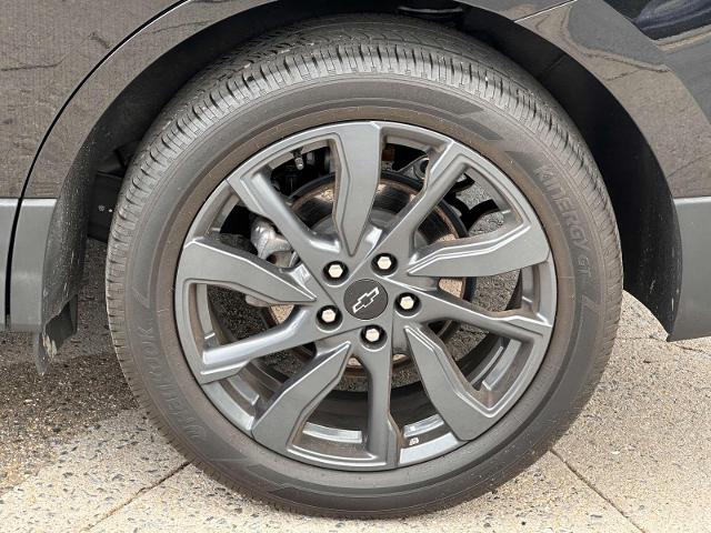 2022 Chevrolet Equinox Vehicle Photo in Roslyn, NY 11576