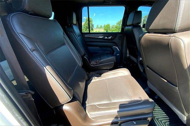2022 GMC Yukon XL Vehicle Photo in TOPEKA, KS 66609-0000
