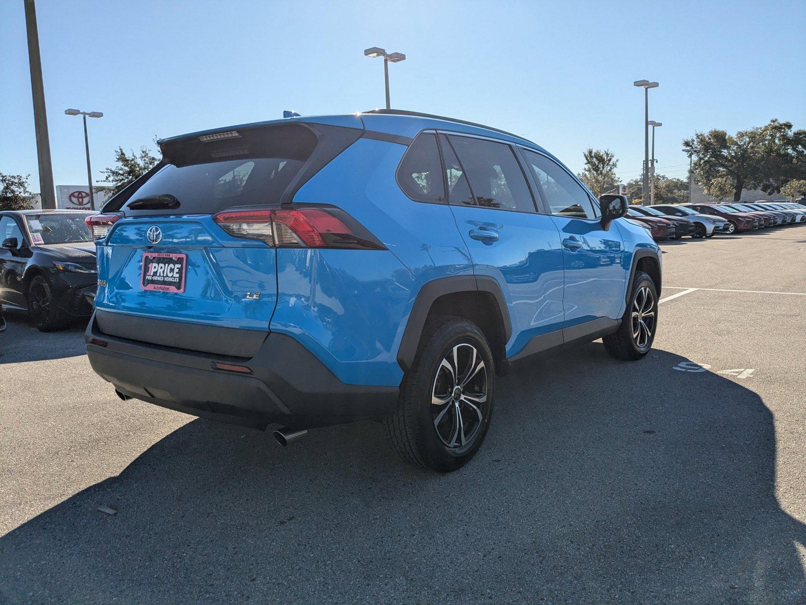 2020 Toyota RAV4 Vehicle Photo in Winter Park, FL 32792