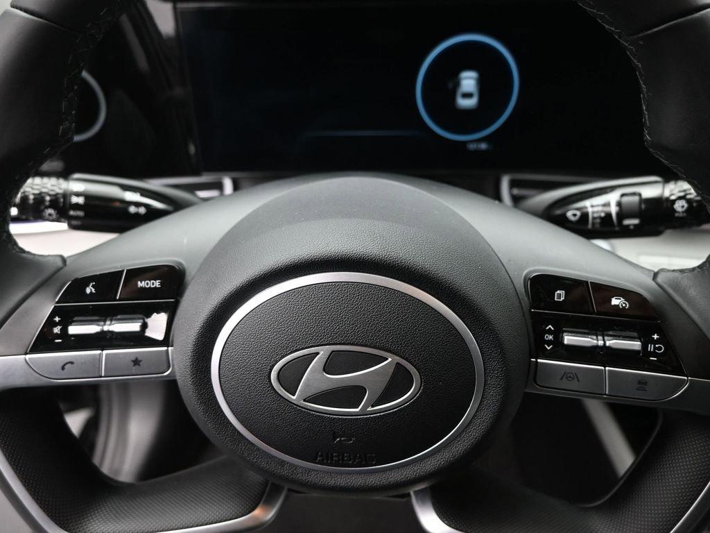 2024 Hyundai ELANTRA Vehicle Photo in Cedar Rapids, IA 52402