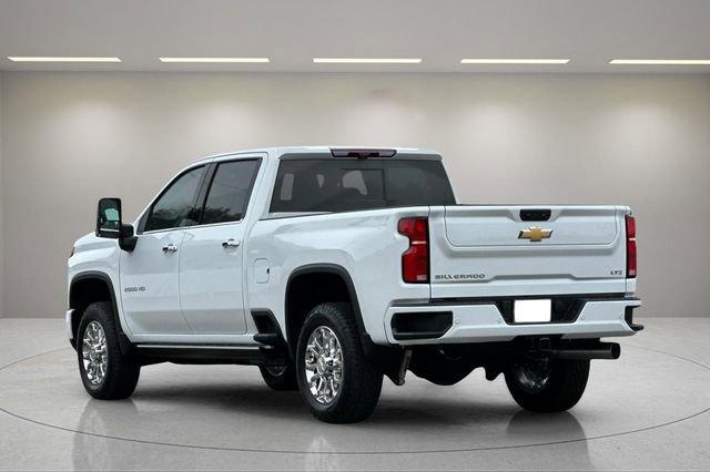 2025 Chevrolet Silverado 2500 HD Vehicle Photo in RIVERSIDE, CA 92504-4106