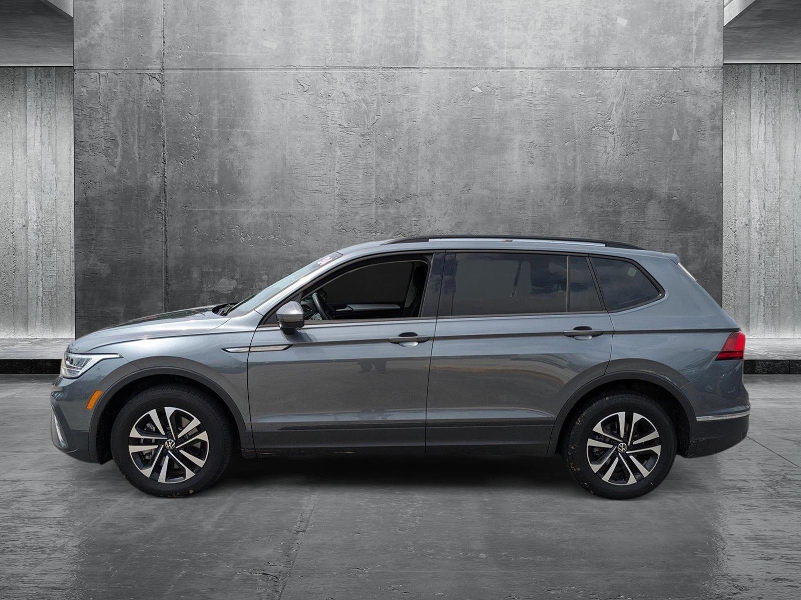 2024 Volkswagen Tiguan Vehicle Photo in Hollywood, FL 33021