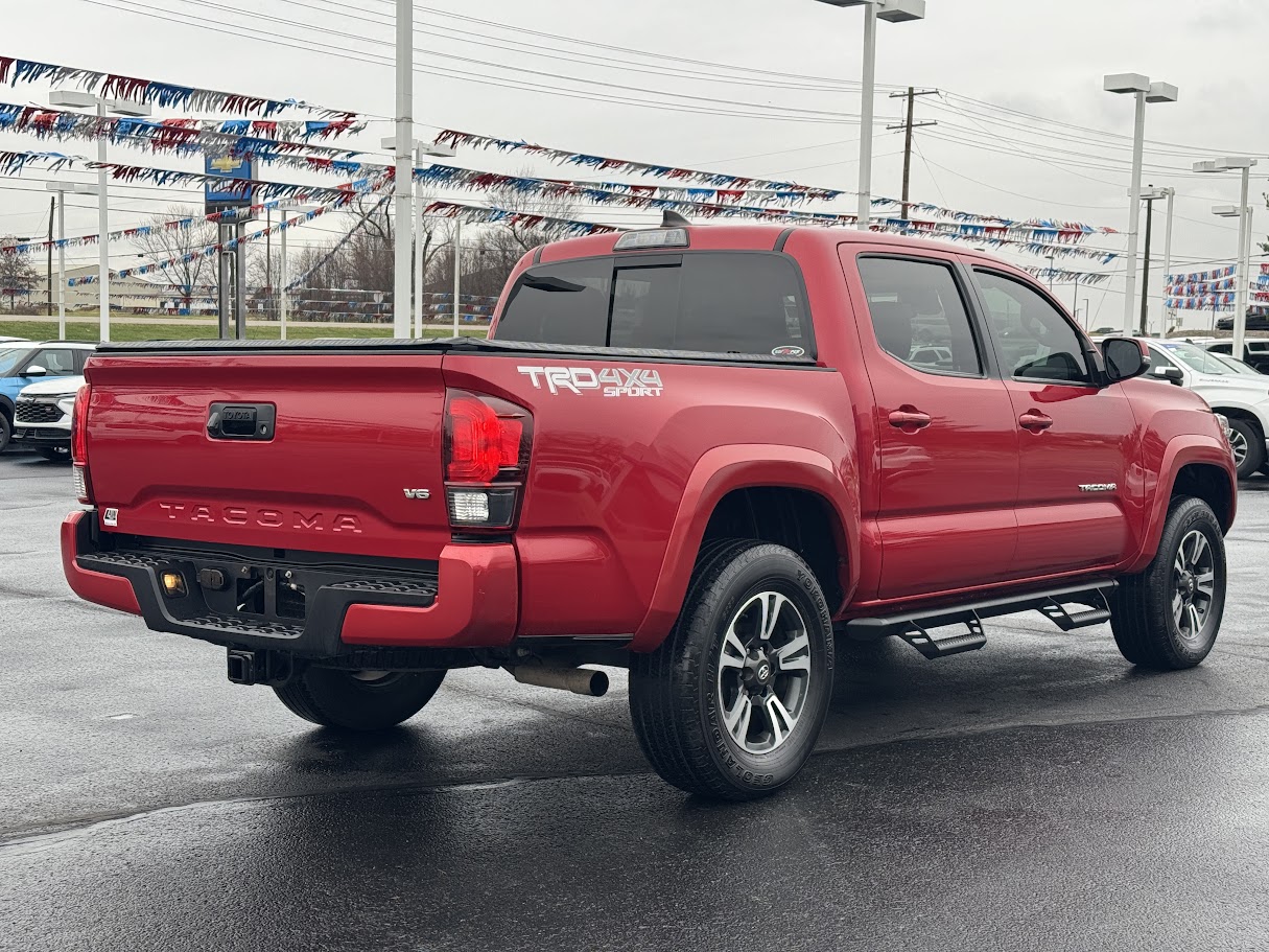 2019 Toyota Tacoma 4WD Vehicle Photo in BOONVILLE, IN 47601-9633