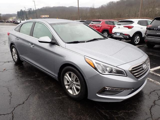 2015 Hyundai SONATA Vehicle Photo in ZELIENOPLE, PA 16063-2910