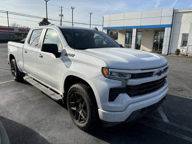 Used 2022 Chevrolet Silverado 1500 RST with VIN 3GCUDEED4NG613417 for sale in New Holland, PA