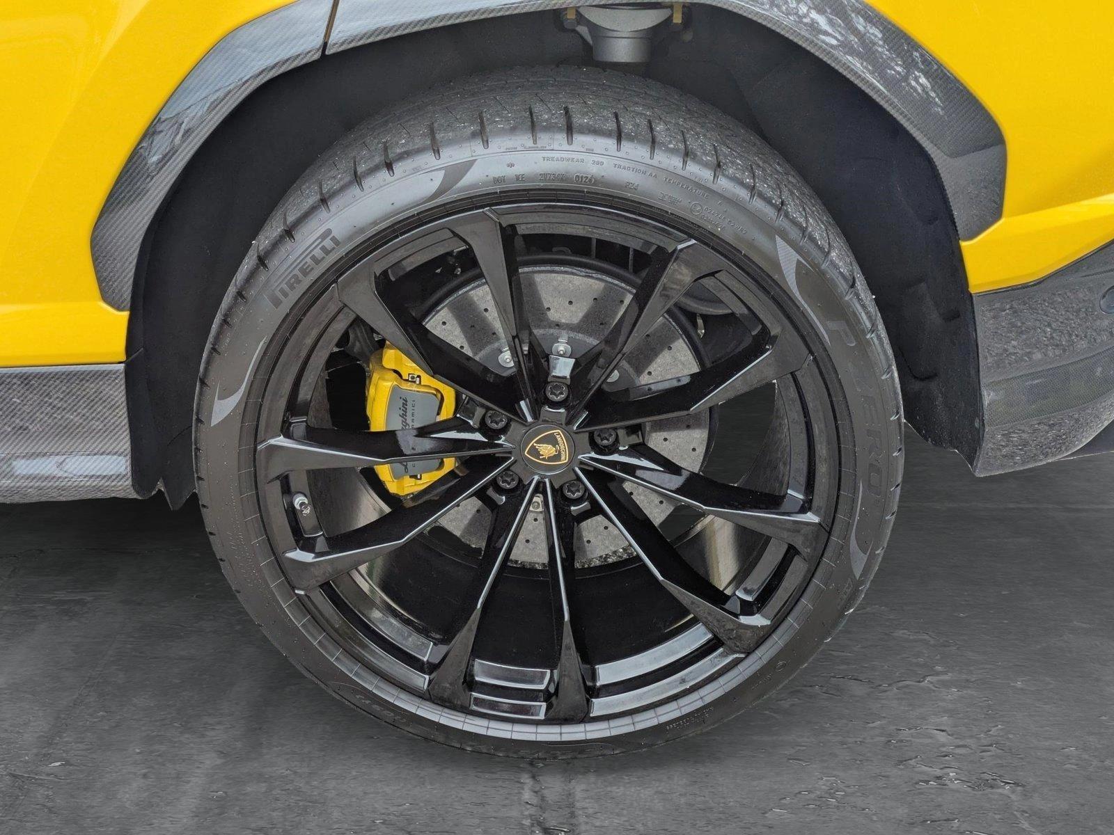 2020 Lamborghini Urus Vehicle Photo in Sarasota, FL 34231